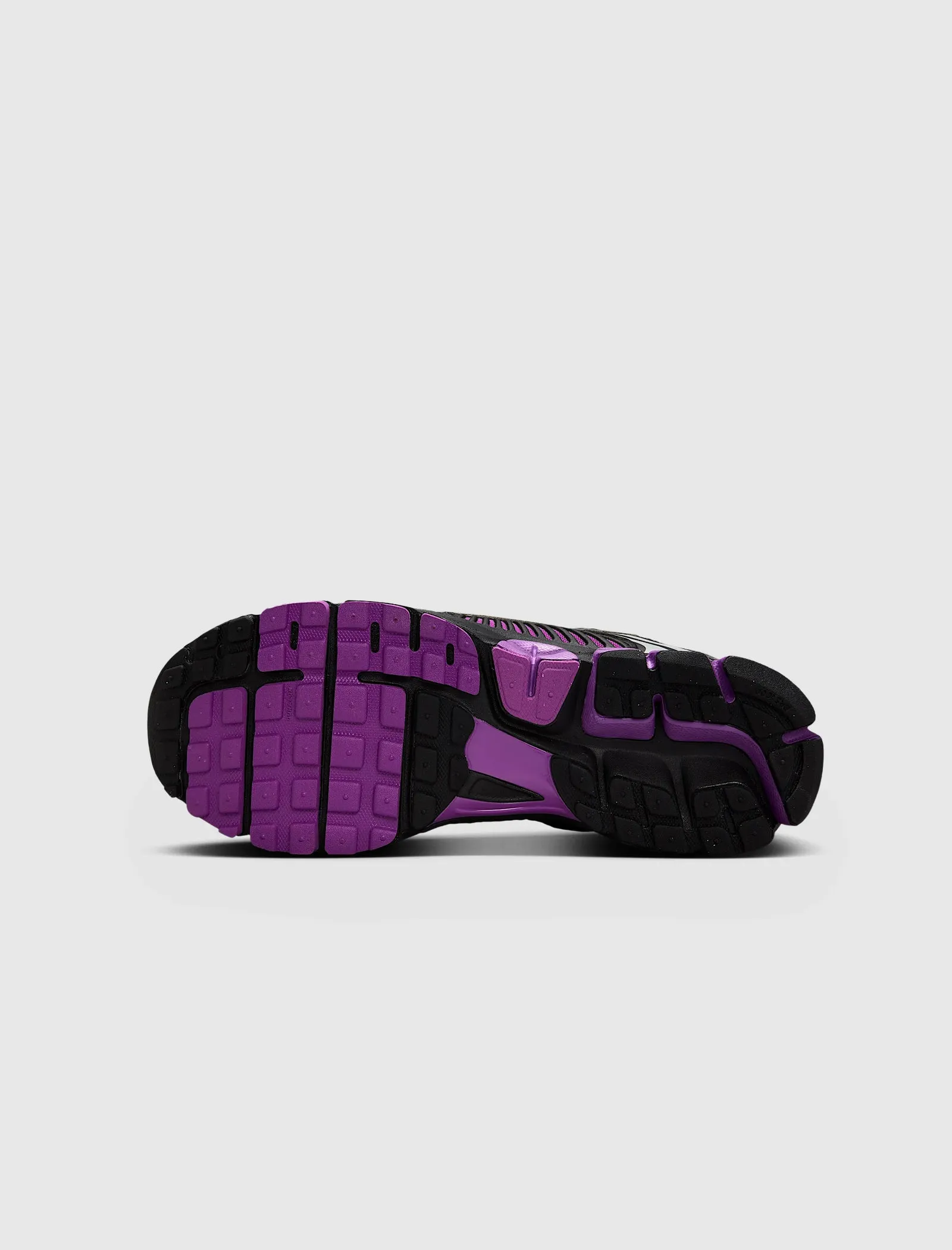 ZOOM VOMERO 5 "BLACK/ VIVID PURPLE"