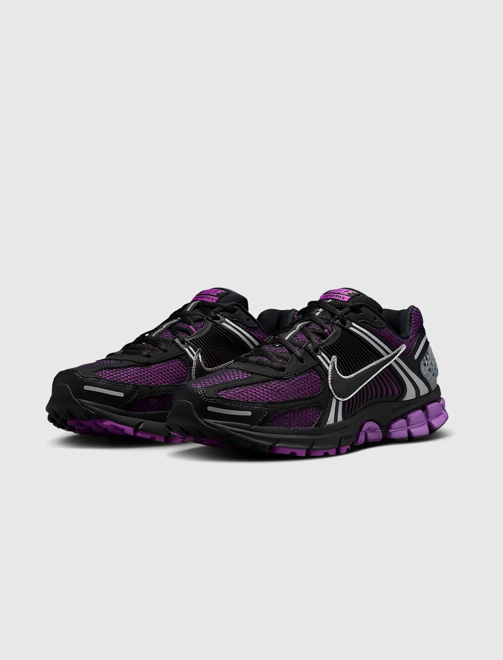 ZOOM VOMERO 5 "BLACK/ VIVID PURPLE"