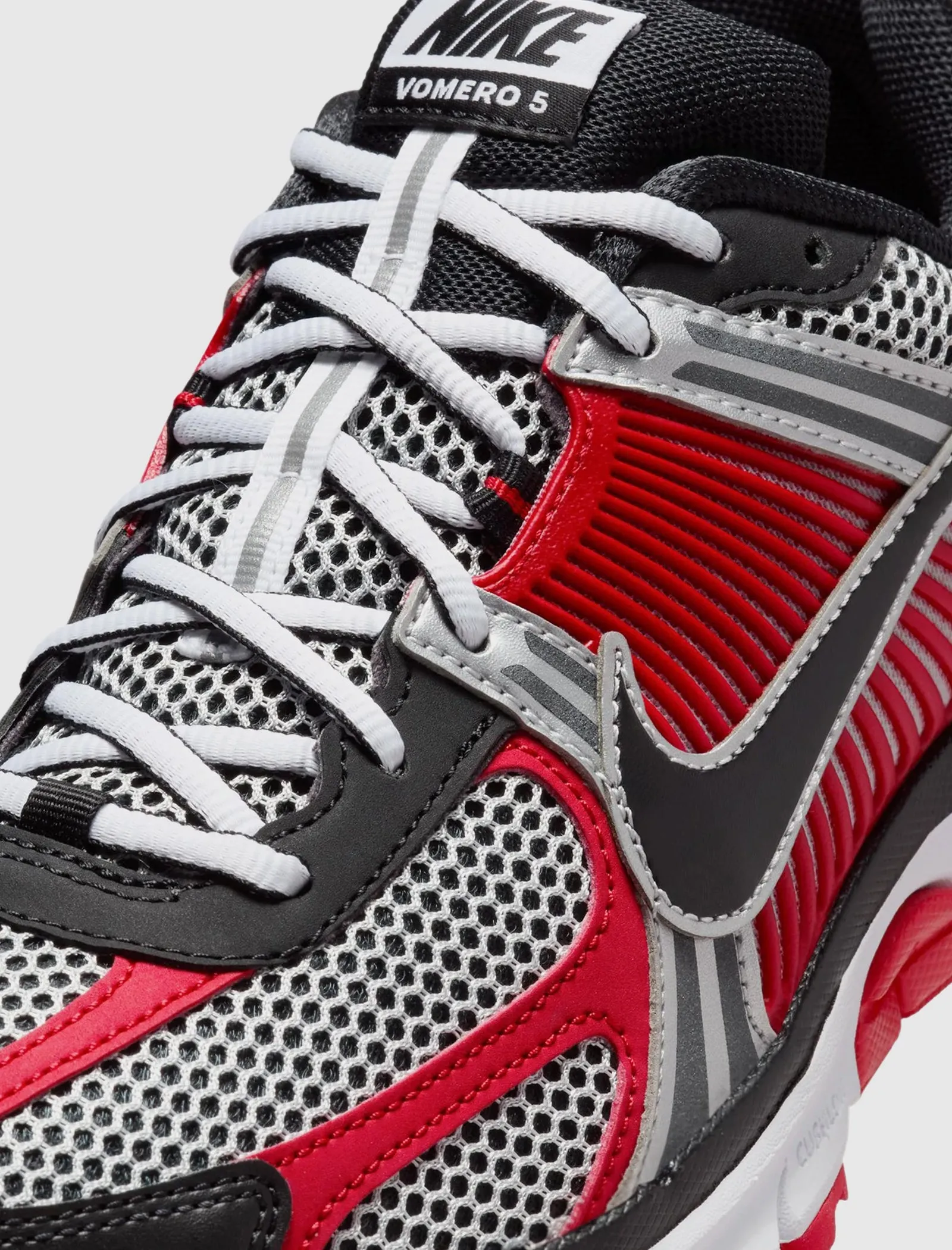 ZOOM VOMERO 5 "UNIVERSITY RED"