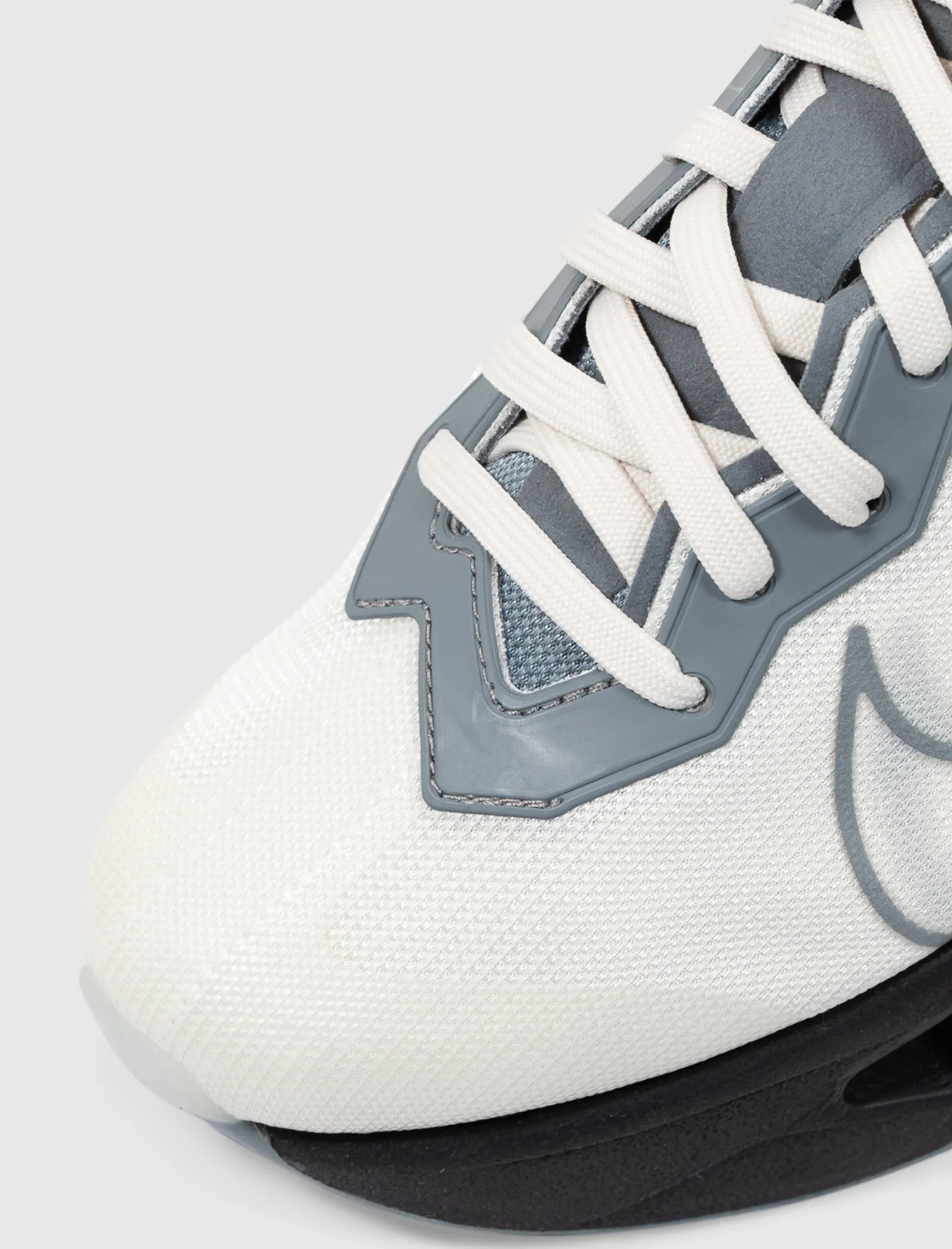 ZOOMX VISTA GRIND "PALE IVORY"
