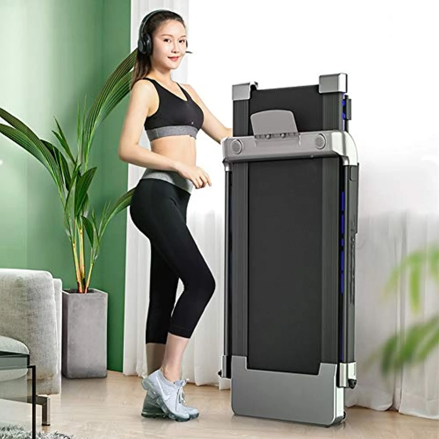 Zzfni Treadmill Home Treadmill, Multifunction Strong Magnetic Levitation Damping Models Walking Machines, Indoor Fitness Treadmill Mute Foldable Treadmill